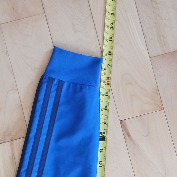 Boy's Adidas light jacket - Picture 3 of 10